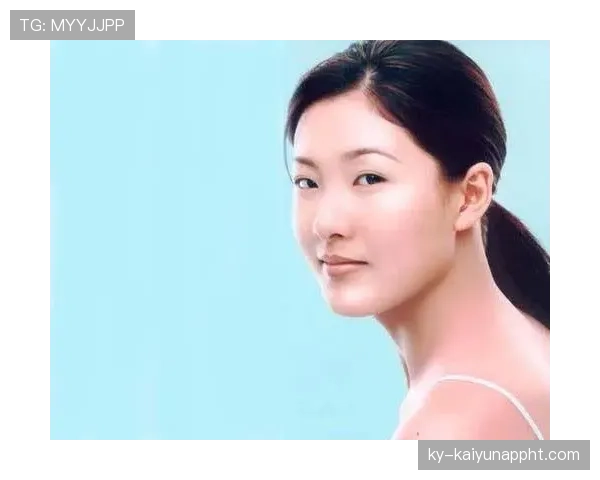 伏明霞穿比基尼都没普通人抵抗力？这尺度活脱脱在开私人派对嘛！