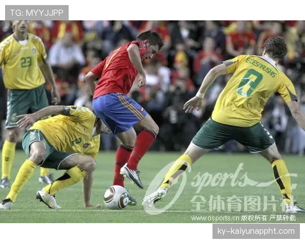 大卫·席尔瓦与伊涅斯塔中场组织中的助攻模式分化